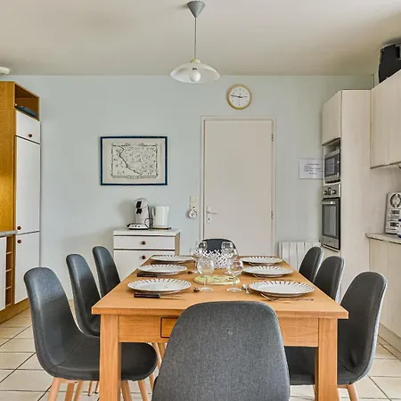 Holiday home Maison Oceane Saint-Hilaire-de-Riez
